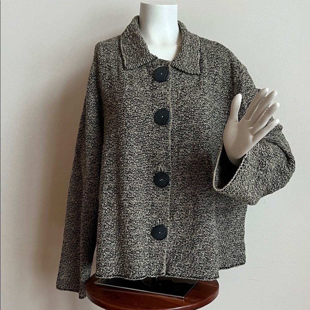 Willow Black and tan Buttoned jacket womens Large with big buttons